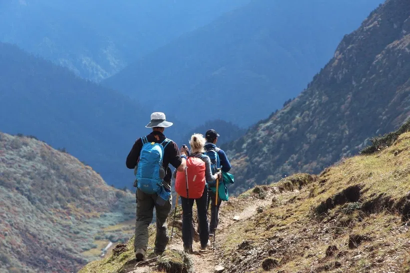Trekking in Dhanaulti