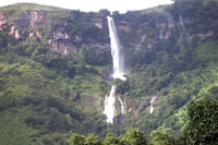 Kalhatti falls Ooty
