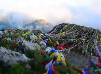 George Everest Trekking