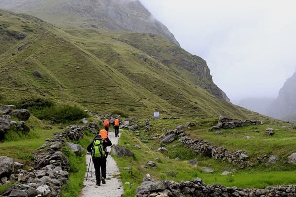 Trekking in Mana Village