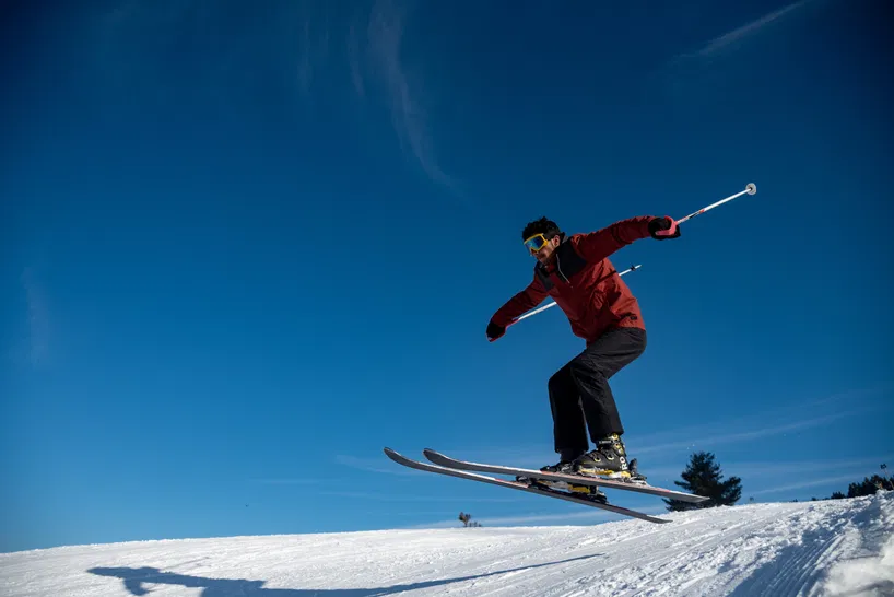 Skiing in Manali