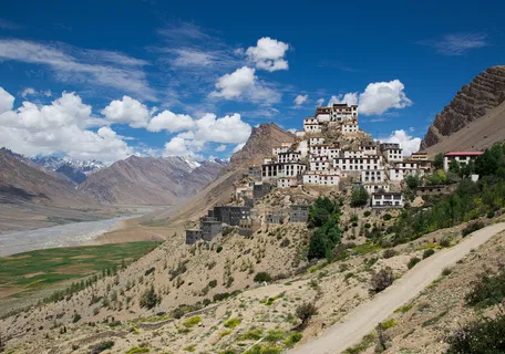 Places to Stay in Lahaul and Spiti Valley Places to Stay in Lahaul and Spiti Valley