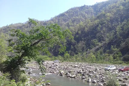 How to reach Shivpuri