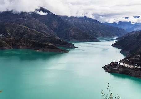 Uttrakhand (Tehri, Rishikesh, Mussoorie) Uttrakhand (Tehri, Rishikesh, Mussoorie)