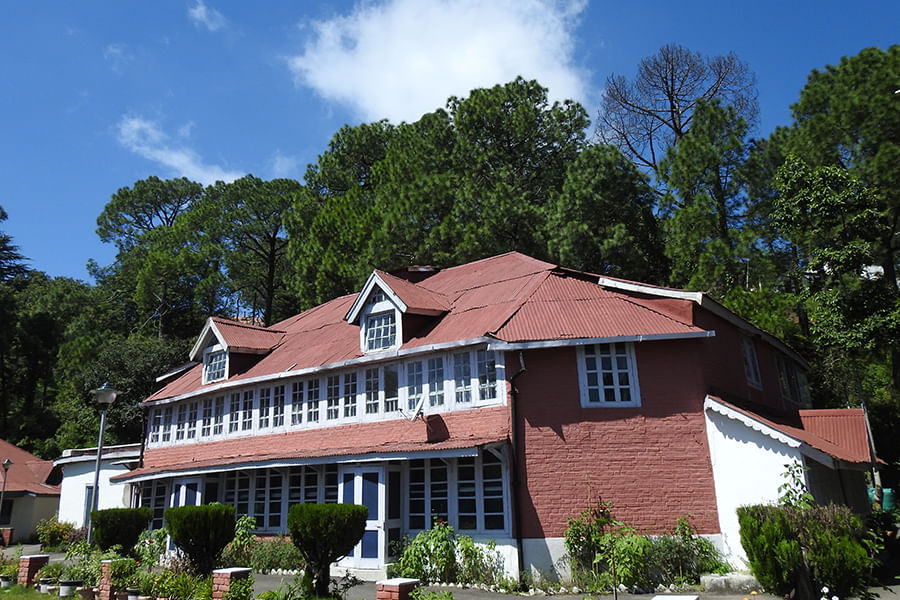 KASAULI, HIMACHAL PRADESH (approx.  288 km from Delhi)