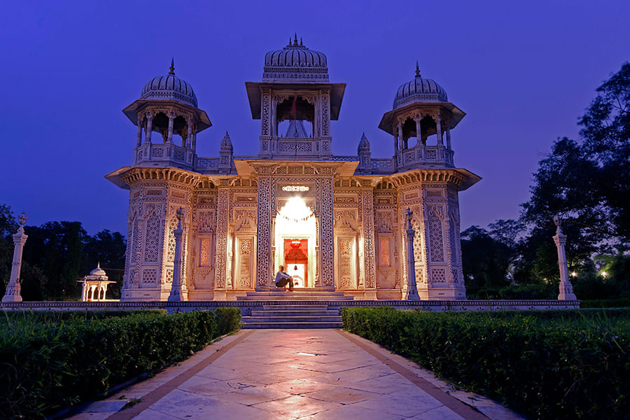 SHIVPURI, MADHYA PRADESH (approx. 472 km from Delhi)