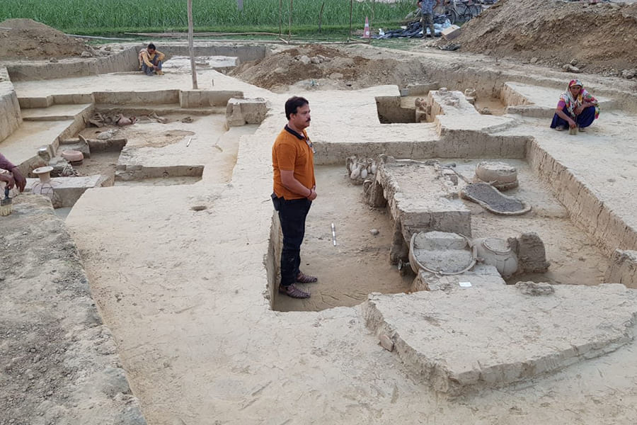 SINAULI, UTTAR PRADESH (approx. 70 km  from Delhi)