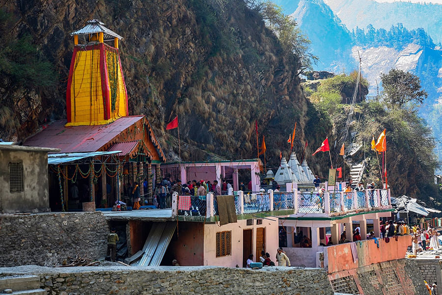 YAMUNOTRI, UTTARAKHAND (approx. 288 km from Delhi)