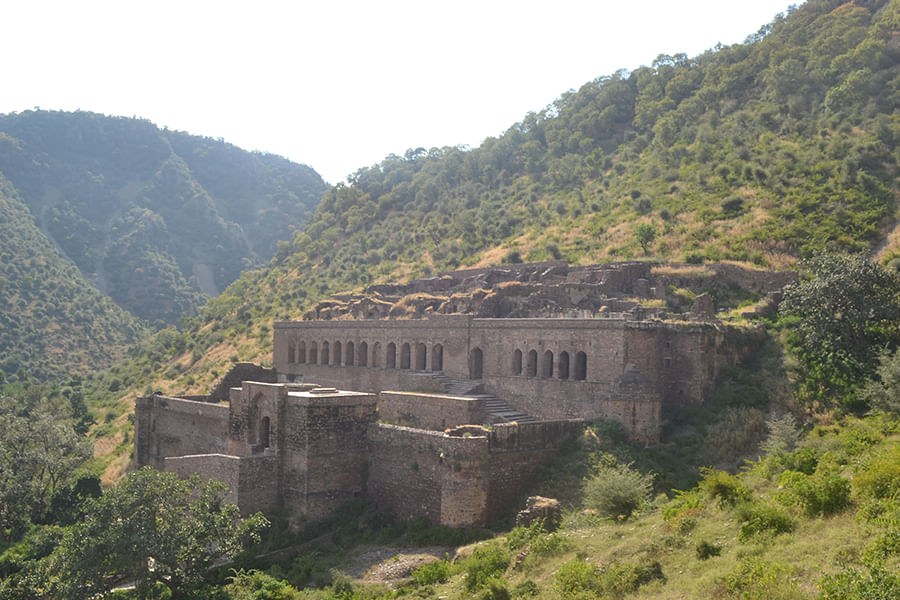 BHANGARH, RAJASTHAN ( approx. 282 km from Delhi)