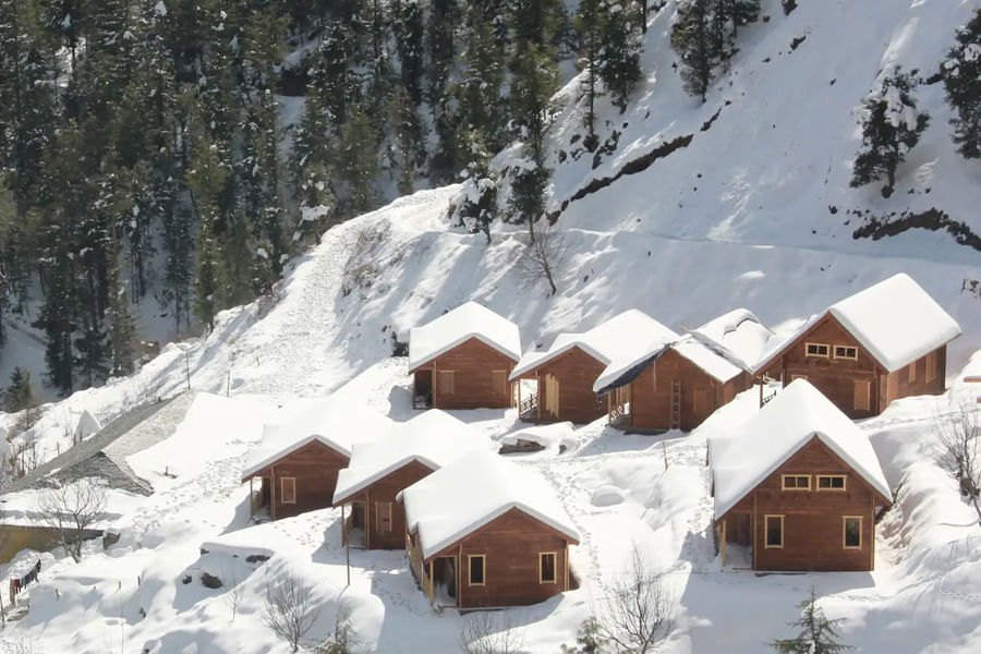 KUFRI, HIMACHAL PRADESH (approx. 360 from Delhi)